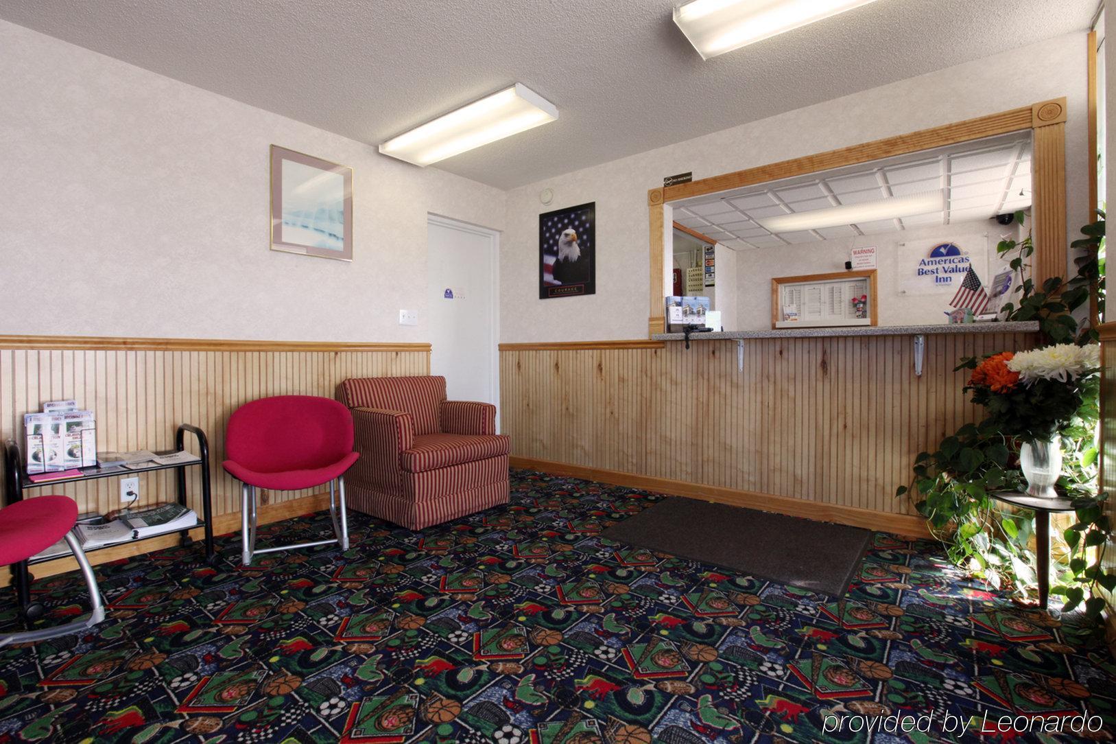Hotel Americas Value Macomb